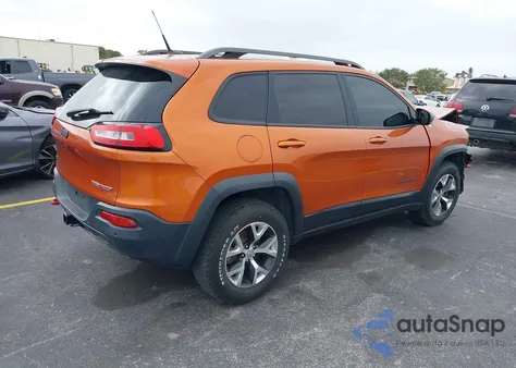 2015 Jeep Cherokee Trailhawk z USA, uszkodzony, nr VIN 1C4PJMBS9FW729007